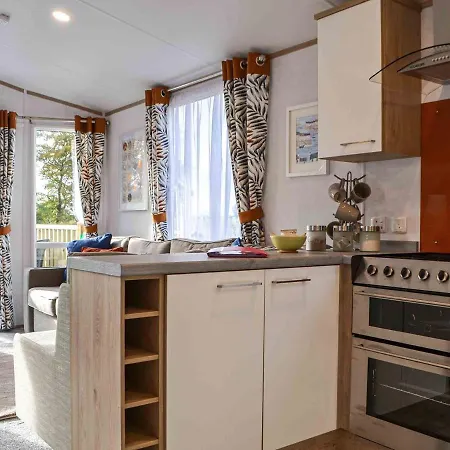 Willow - Uk36374 Holiday home Westward